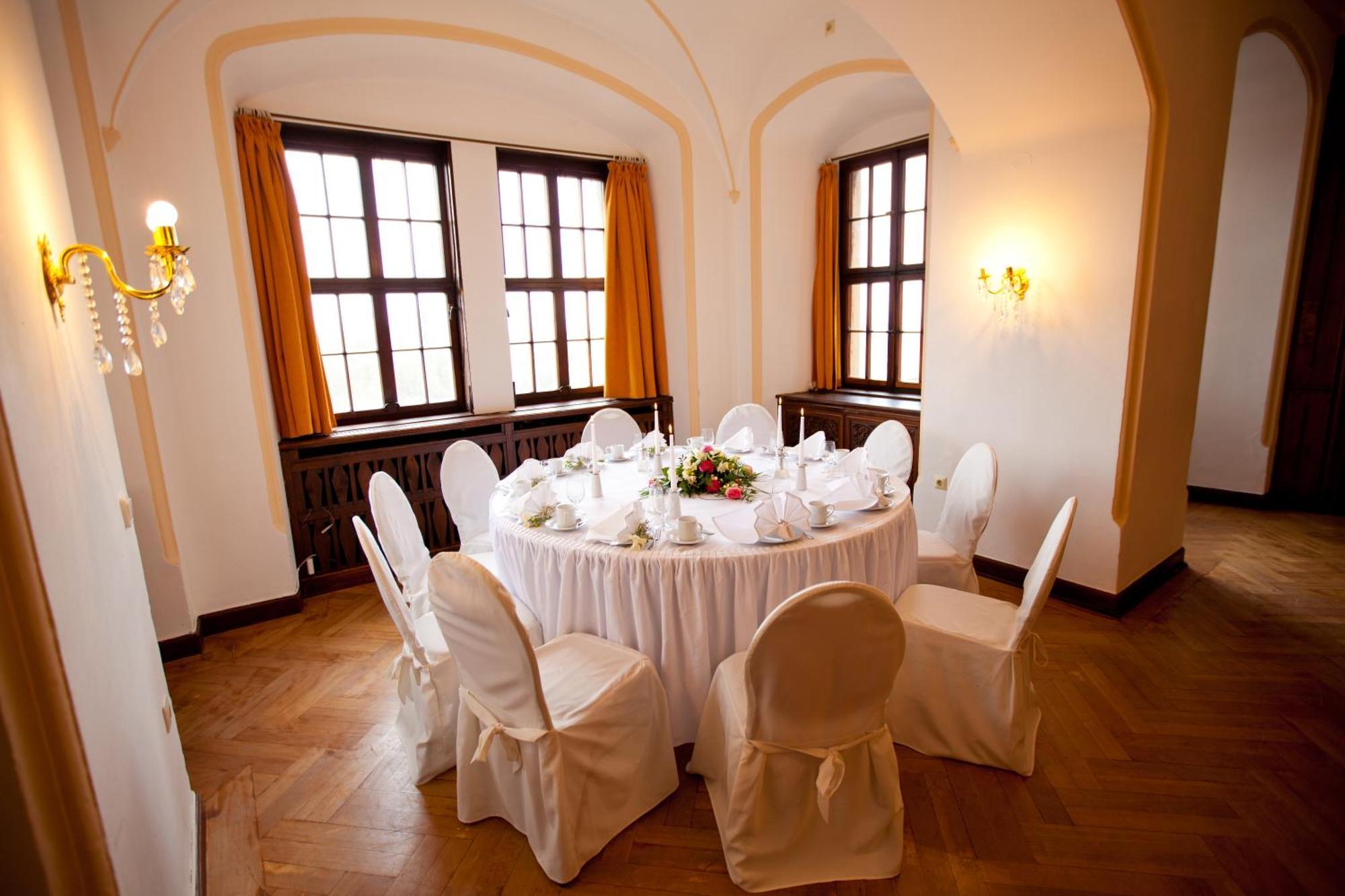 Schloss Beichlingen Bagian luar foto